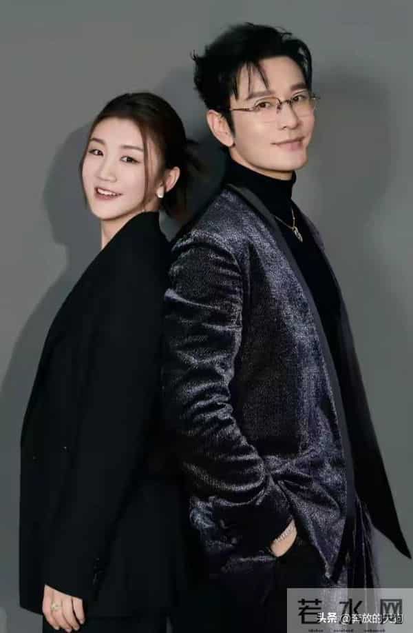 陈梦黄晓明合照太绝,表兄妹硬帅养眼,魅力难挡!