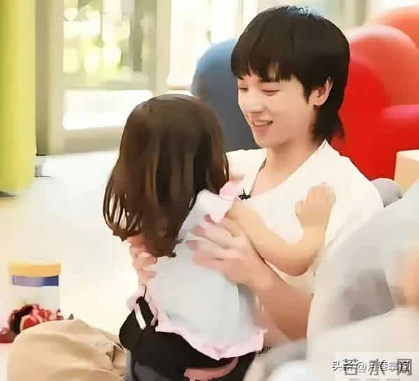 人狂必有祸!“法师”华晨宇口出狂言惹争议,如今遭到“反噬”