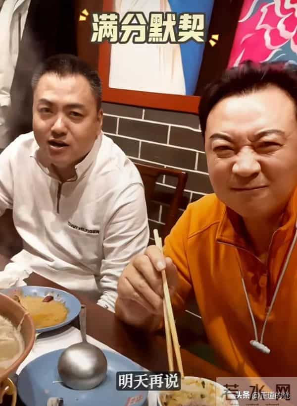 饰演肖剑 55岁朱宏嘉头发花白 胖到200斤 和张晞临吃饭 只能请起糖蒜