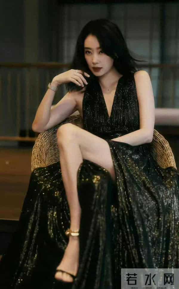 张小斐|逆天大长腿,气场碾压