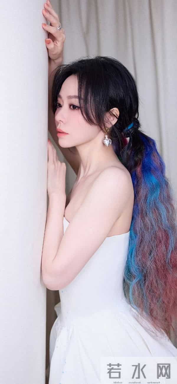 美女壁纸第2160期—张靓颖