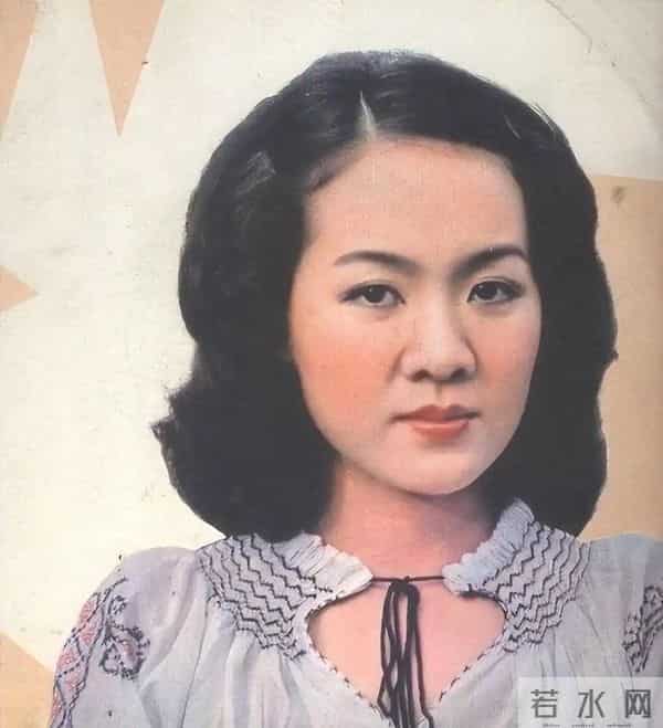 原来早已不是中国籍？事业巅峰远赴美国，被老外抛弃晚年回国