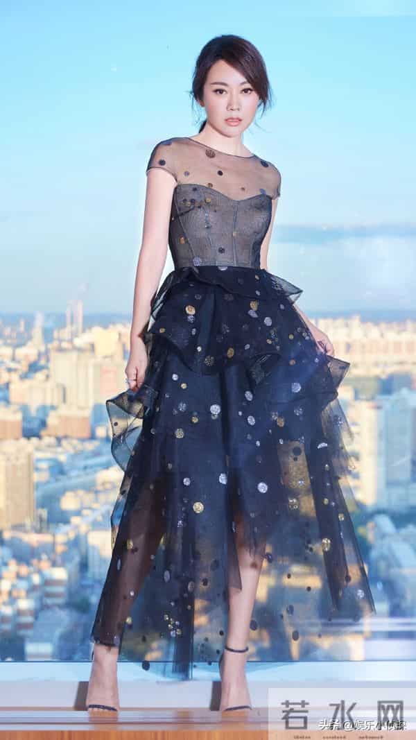 微醺女神“闫妮”高清美图