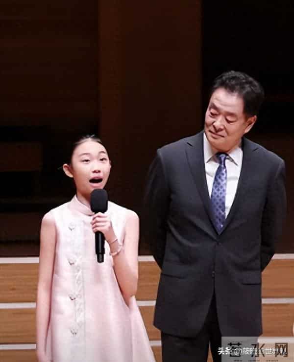 73岁濮存昕支持外孙女拍戏被质疑，骄傲发文称“我们家的小天使”