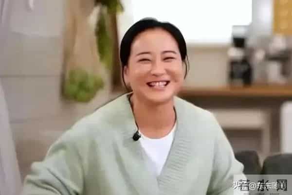 43岁贾玲近况曝出，又变美丽了，关于复胖的传闻彻底被击破