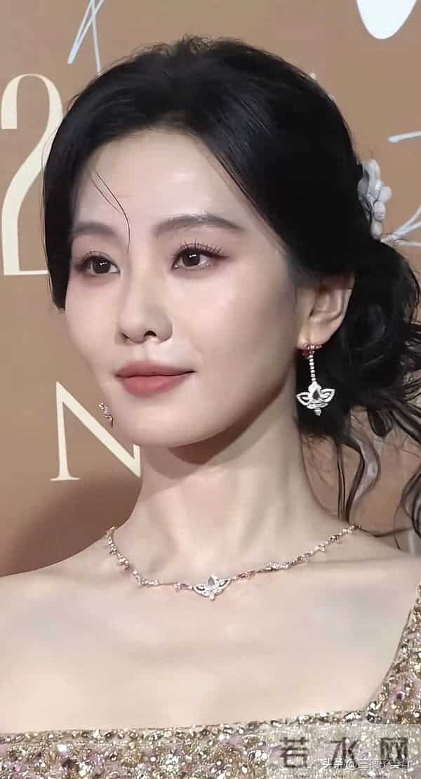 人走茶凉!这次红与不红的现实,在白鹿刘诗诗身上体现的淋漓尽致