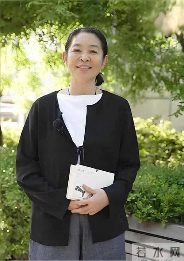 倪萍辟谣:我没有这两个演员亲戚