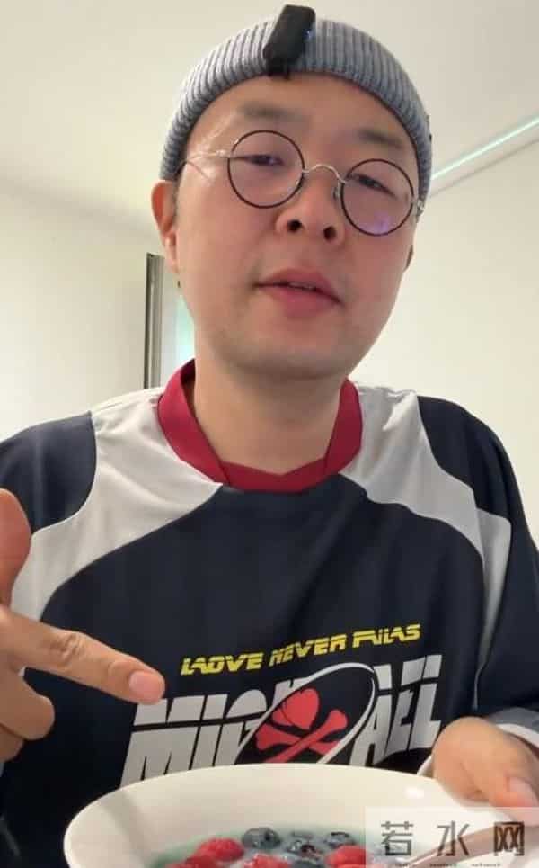 里子面子都丢了,和杜海涛看展的章泽天,给老夫少妻们提了个醒