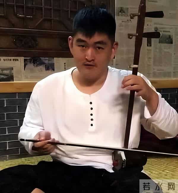 上亿身价难掩凄凉,赵本山近况曝光,断崖衰老认不出,儿女成心病