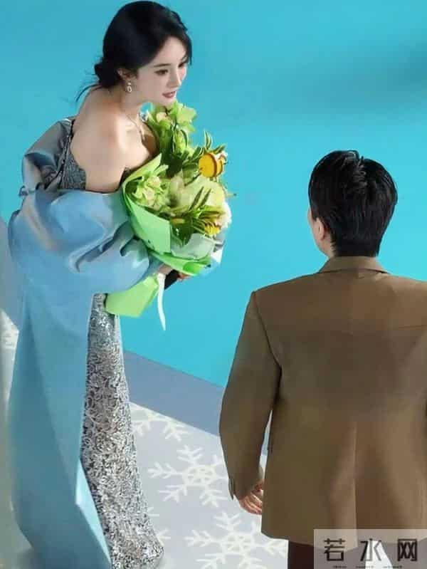 换个角度看杨幂的身材天赋