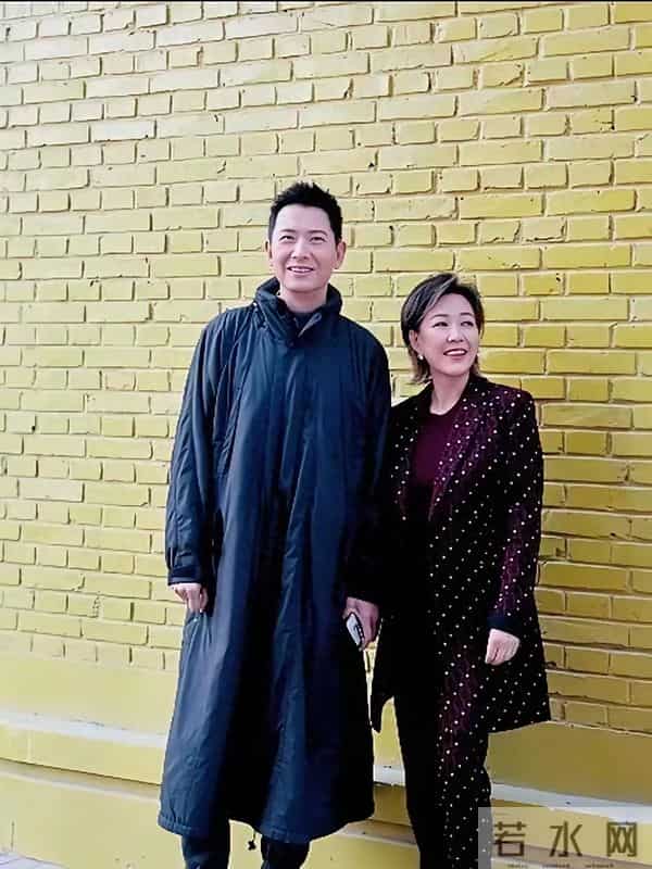 55岁戴军仍未婚未育,定居泰国多年回杭州,李静成他的亲人