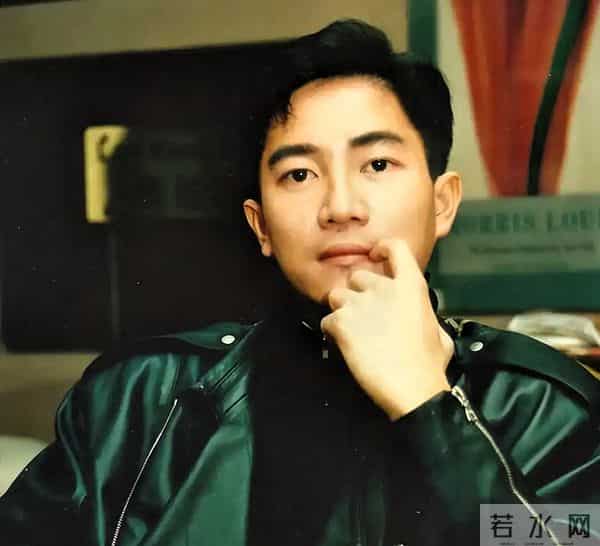 王晶捅破32年谎言！陈百强早逝真因曝光，何超琼背了这么久的锅？