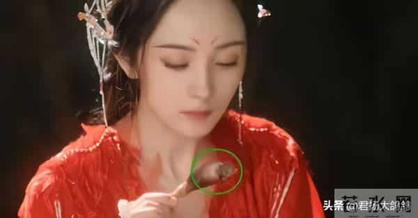 这一次，徒手攀岩、手滑掉海里的王一博，给内娱演员上了一课