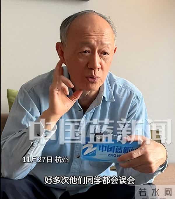 老戏骨金士杰近60岁生了龙凤胎，接孩子放学被误以为是爷爷：别人爱怎么以为怎么以为，我活我的