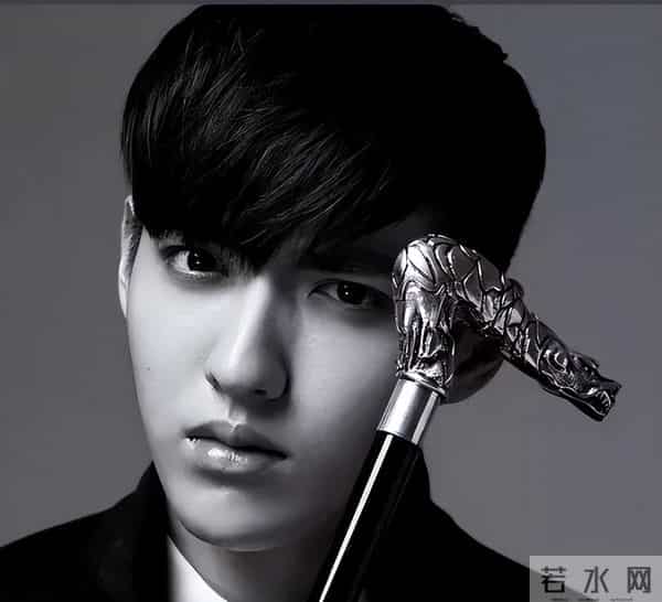 被抓4年吴亦凡又迎坏消息，往后的日子更难熬！他的现状让人唏嘘