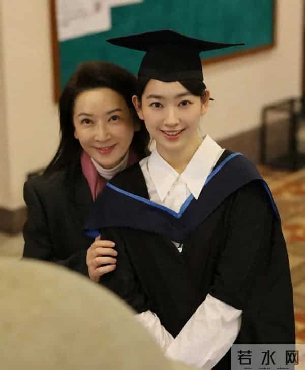 “方太”扮演者龚慈恩女儿硕士毕业,被称为“香港最美星二代”