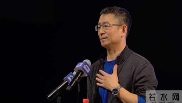 成于嘴败于嘴,从"央视一哥"到"跌落神坛",白岩松活成了"笑话"