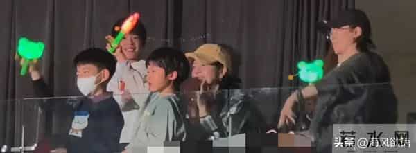 陈妍希儿子8岁1米5长相随爹，高冷范儿遇上谢楠儿子自来熟笑不活