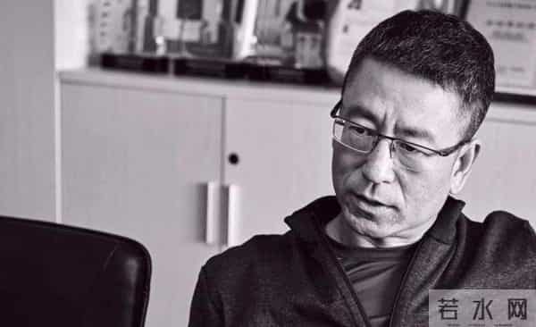 成于嘴败于嘴,从"央视一哥"到"跌落神坛",白岩松活成了"笑话"