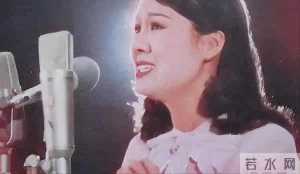 原来早已不是中国籍？事业巅峰远赴美国，被老外抛弃晚年回国