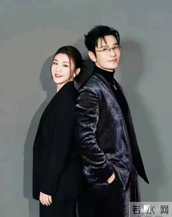 陈梦黄晓明合照太绝,表兄妹硬帅养眼,魅力难挡