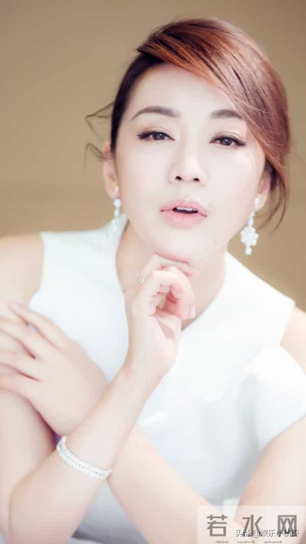 微醺女神“闫妮”高清美图