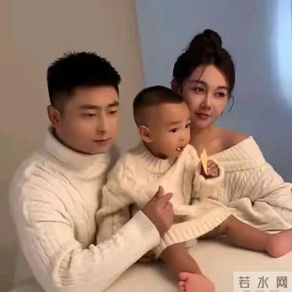 刘程离婚后，新搭档曝光温婉漂亮，两人默契十足，女方母亲很中意