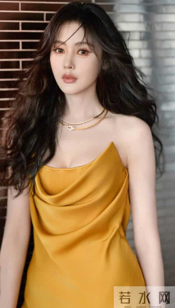 张天爱，好身材魅力女神，这脸和身材简直绝了！