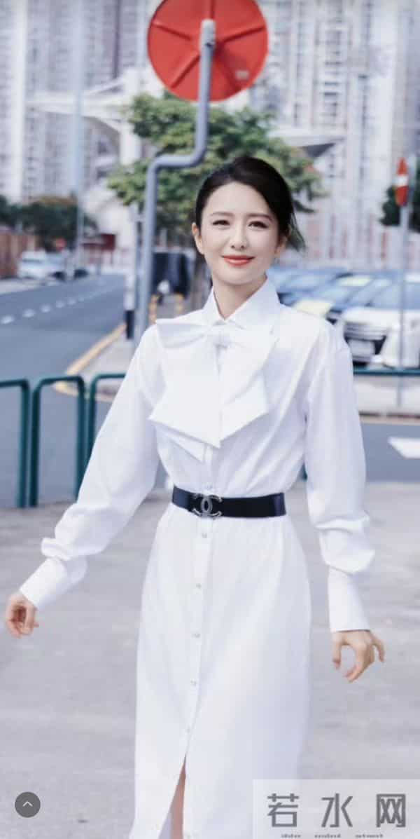 佟丽娅的黑与白