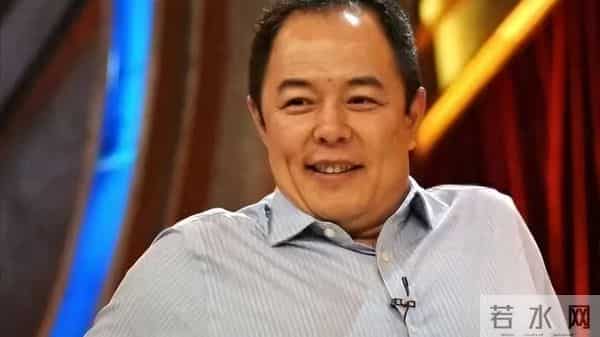 被张铁林伤害后，嫁给了"臭名昭著"的他，如今才懂她有多清醒