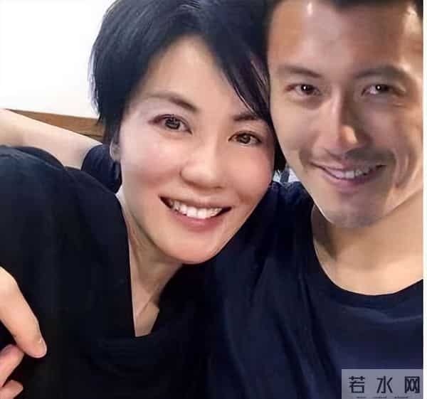 王菲也没想到,自己的现任男友谢霆锋,竟走上了和李亚鹏一样的路