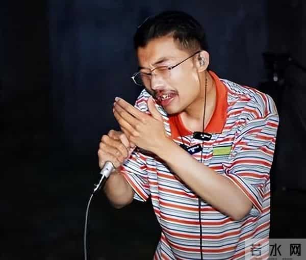 远离造神陷阱！曾经一夜爆红的郭有才，终于为自己的荒唐付出代价