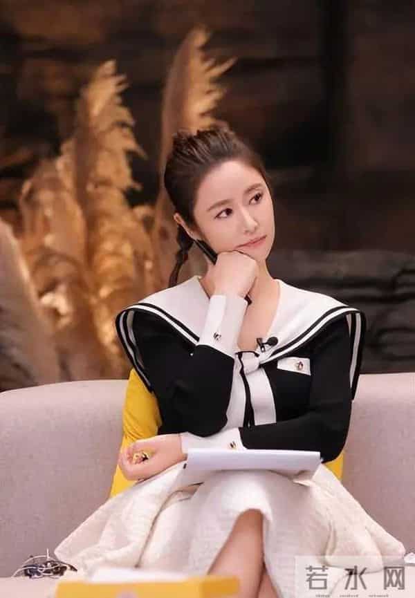 49岁林心如节目生图，这状态简直绝了，说18岁也有人相信，好羡慕