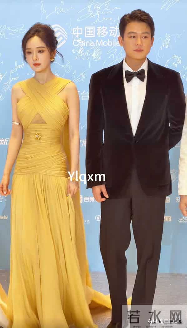 澳门这晚，杨幂罕秀性感，蓝盈莹气场十足，都败给了75岁的刘晓庆