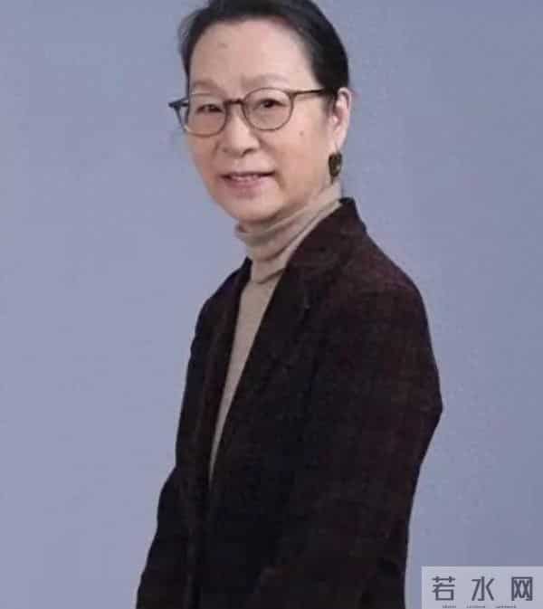 奚美娟人设崩塌,过往被扒,原来早有迹象,陈道明10秒尬笑藏玄机