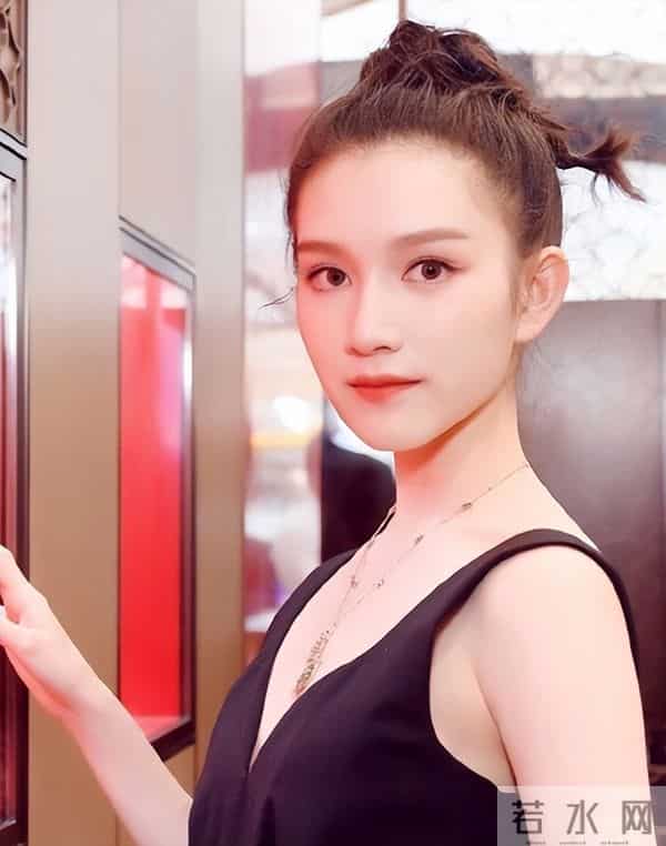 离婚4年，47岁的陈思诚再次宣布喜讯，早已和佟丽娅走上不同的路