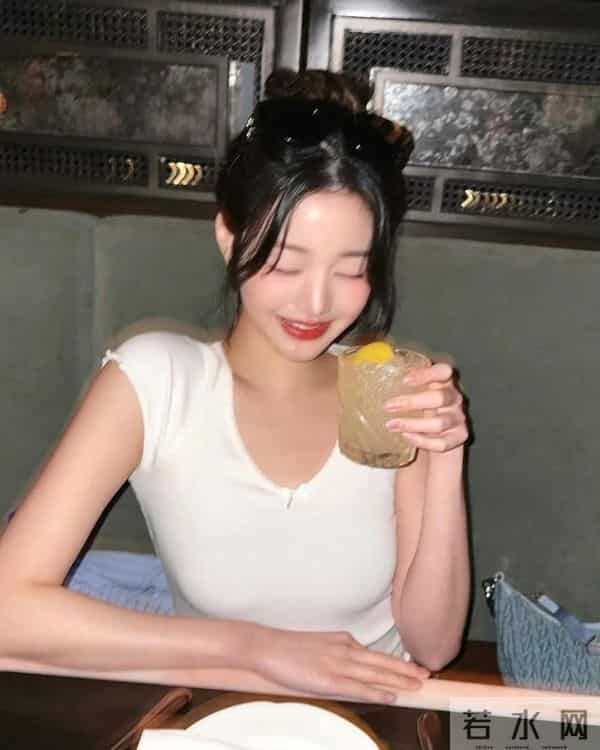 张元英二次发育了