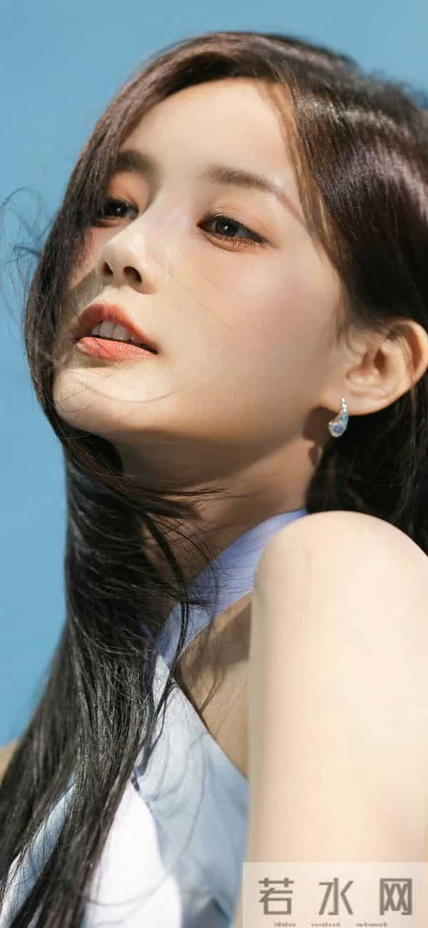 美女壁纸第2162期—李一桐