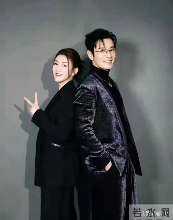 陈梦黄晓明合照太绝,表兄妹硬帅养眼,魅力难挡