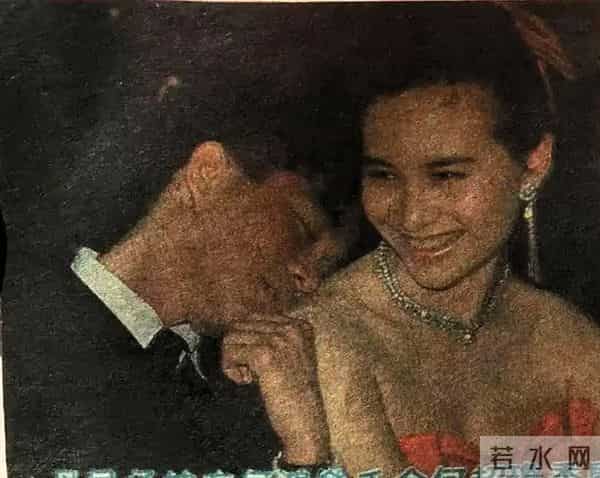 王晶捅破32年谎言！陈百强早逝真因曝光，何超琼背了这么久的锅？