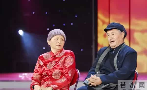 身价上亿有什么用?68岁赵本山仍为女儿操心,给中老年人提了个醒