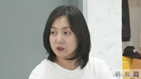 韩国娱乐圈3天内2位明星退圈,女星遭经纪人举报,全面暂停活动