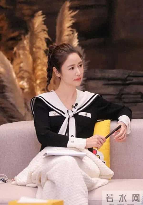 49岁林心如节目生图，这状态简直绝了，说18岁也有人相信，好羡慕