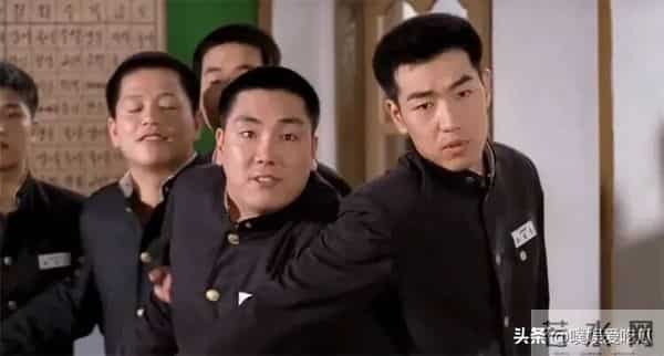 赵震雄为年少偷盗、性侵道歉退圈，获各界声援：为何把人逼到绝境