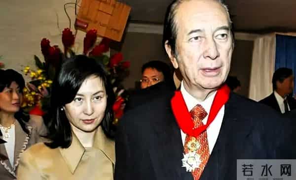 王晶捅破32年谎言！陈百强早逝真因曝光，何超琼背了这么久的锅？