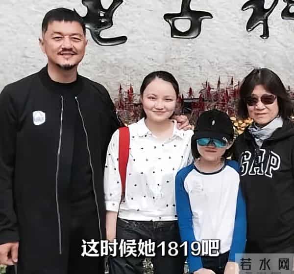 离婚仅2个月,李亚鹏“第四个女儿”身份曝光,周迅的话有人信了