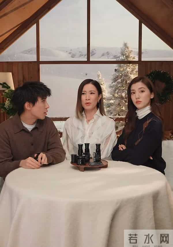 吴千语抄袭风波升级,直播销售额破亿惹质疑,一件毛衣就卖2000