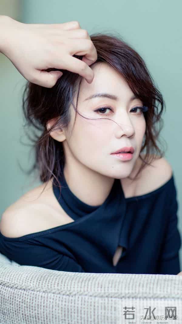 微醺女神“闫妮”高清美图