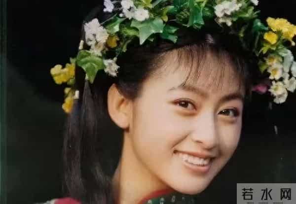 被张铁林伤害后，嫁给了"臭名昭著"的他，如今才懂她有多清醒