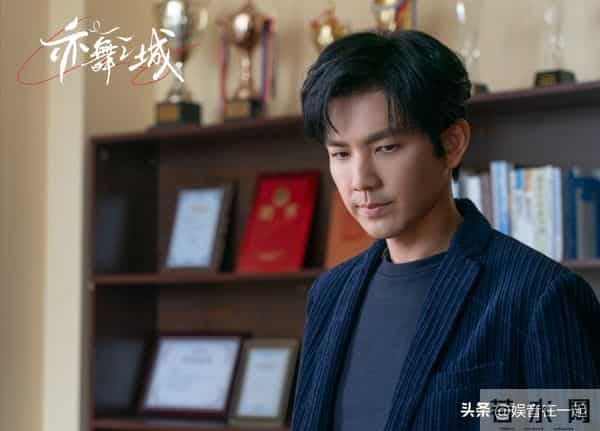 50 岁钟汉良再演偶像剧,《亦舞之城》遇冷:藏着偶像剧的困局